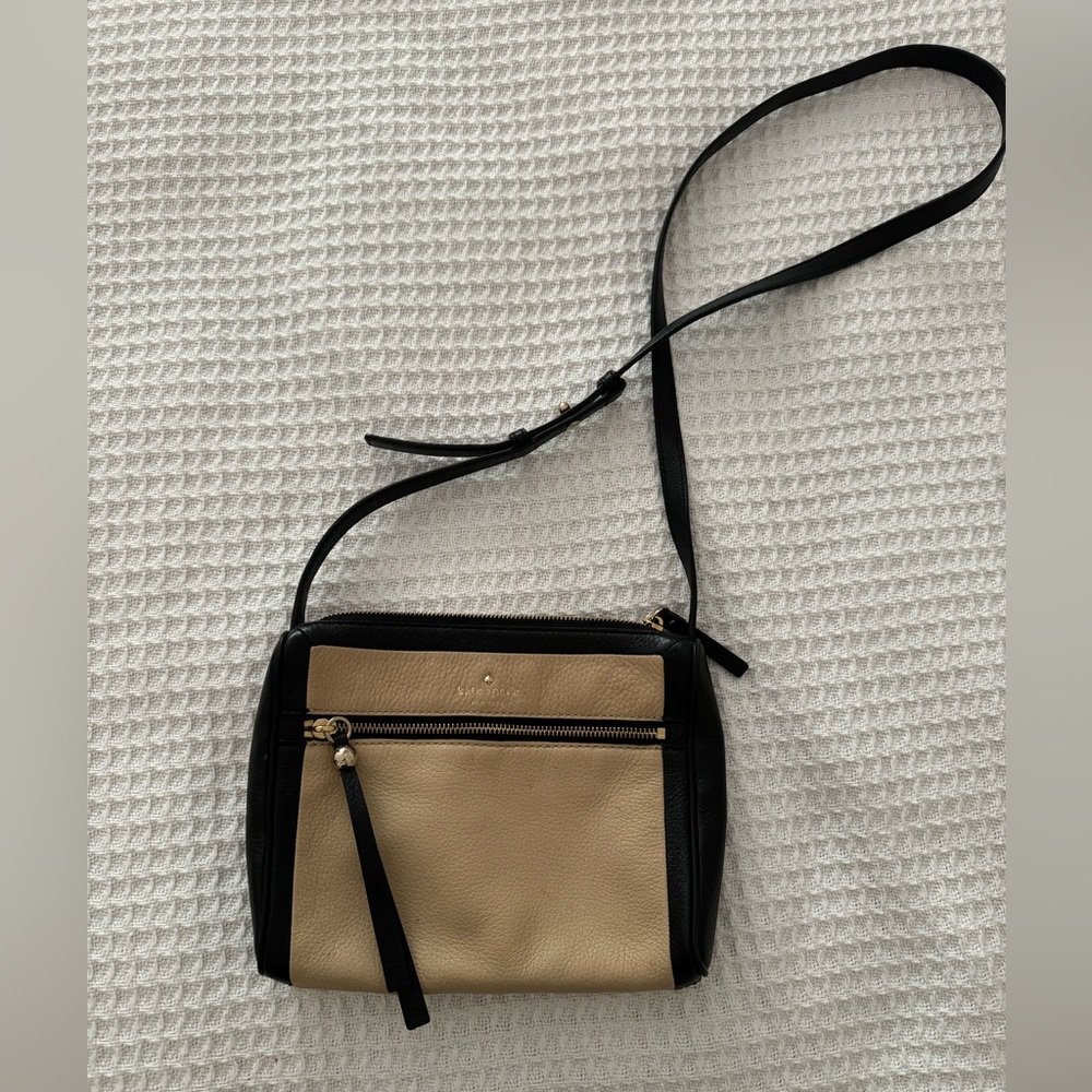 Kate Spade cross body purse